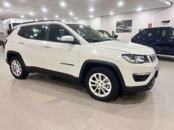 Jeep Compass 1.3 Turbo Longitude 110 kW image number 3