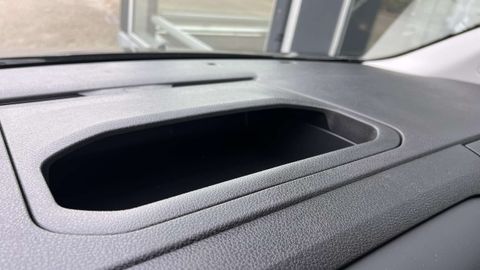 Car image 33