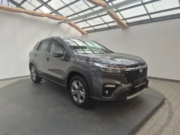 Car image 2