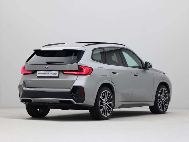 BMW iX1 xDrive30 M Sport 225 kW image number 8