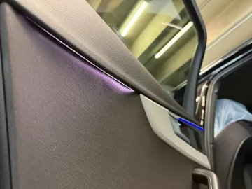 Car image 45