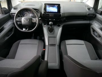 Car image 21