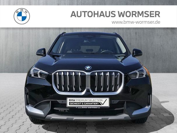 BMW iX1 xDrive30 230 kW image number 2