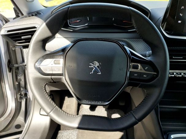 Peugeot 2008 PureTech 74 kW image number 11