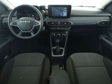 Car image 10