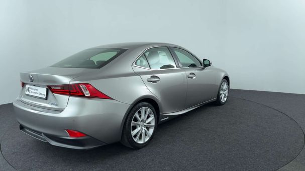 Lexus IS 300 H 164 kW image number 2