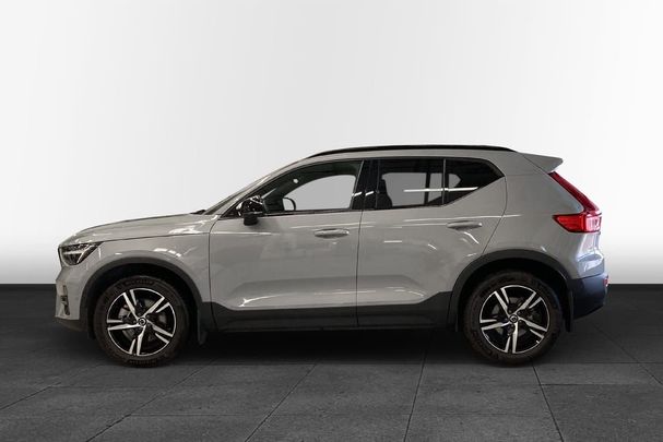 Volvo XC40 B3 Plus Dark 120 kW image number 5