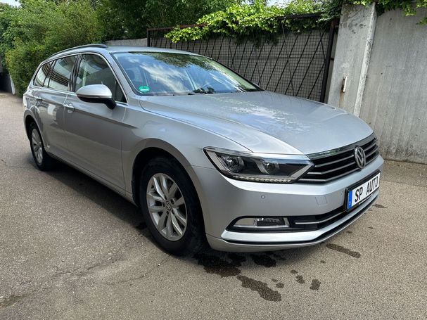 Volkswagen Passat 2.0 TDI DSG Comfortline 110 kW image number 2