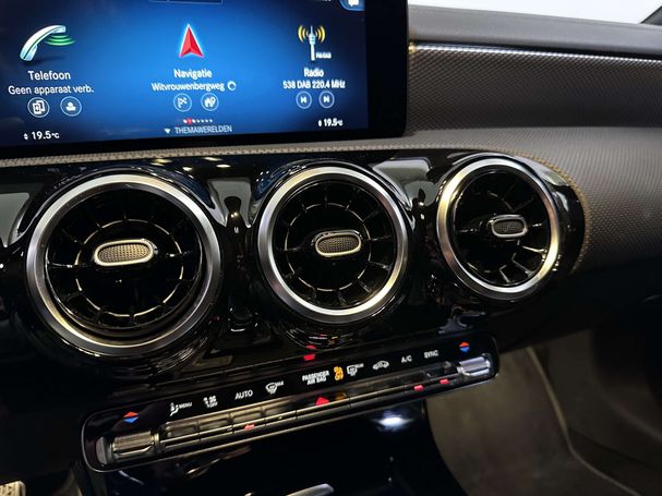 Mercedes-Benz CLA 180 100 kW image number 39