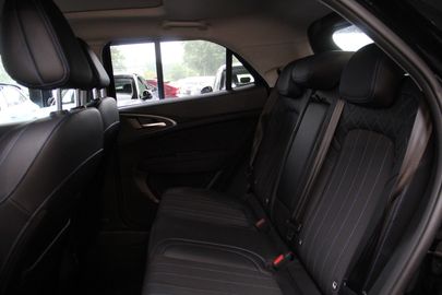 Car image 26