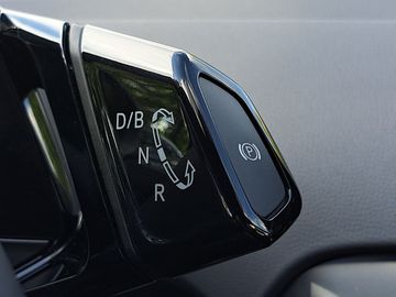Car image 31