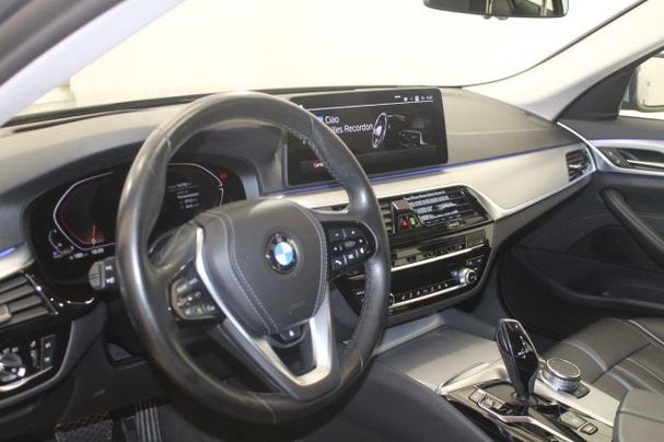 BMW 518 Touring 110 kW image number 8