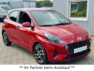 Car image 3