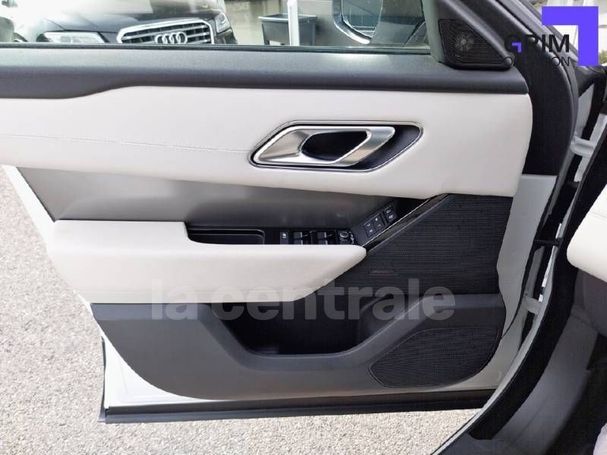 Land Rover Range Rover Velar 150 kW image number 22