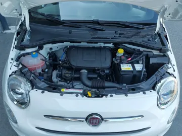 Car image 19