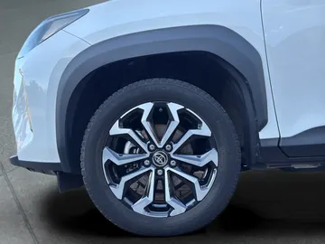 Car image 21