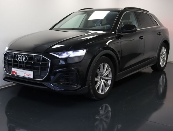 Audi Q8 55 TFSI quattro Tiptronic 250 kW image number 1