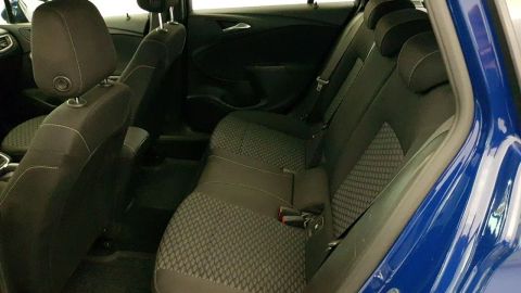 Car image 31