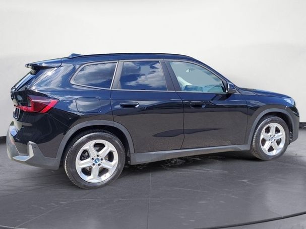 BMW iX1 xDrive30 230 kW image number 7