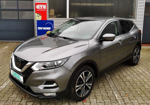 Nissan Qashqai 1.6 dCi N-Connecta 96 kW image number 1