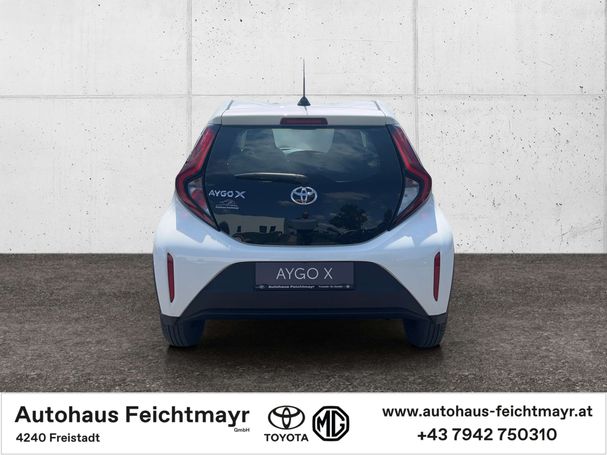 Toyota Aygo X 1.0 VVT-i 53 kW image number 7