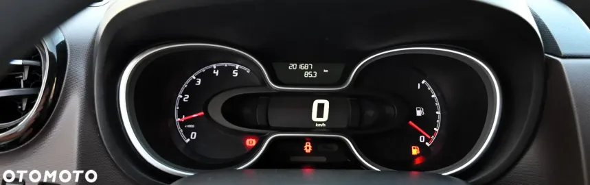Car image 34