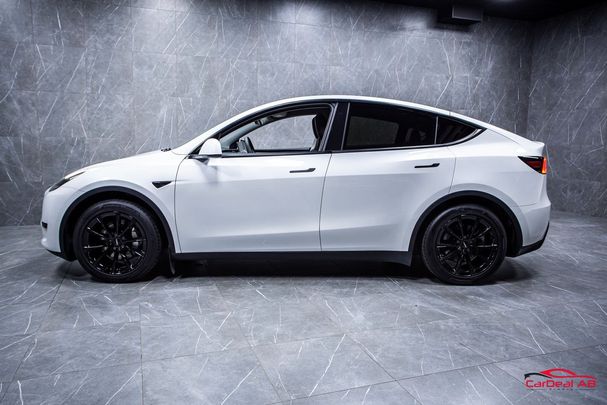 Tesla Model Y Standard Range 221 kW image number 4