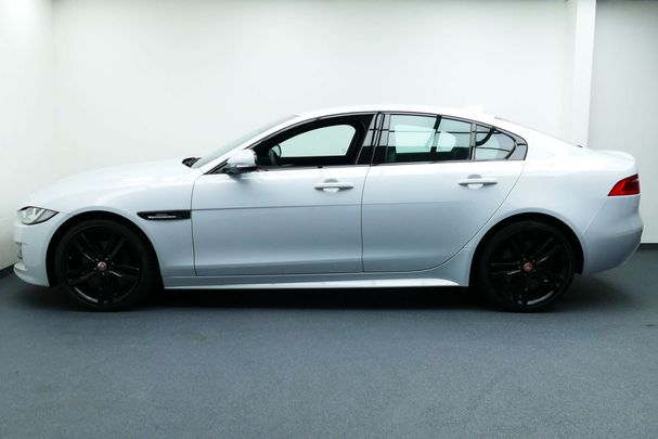 Jaguar XE 147 kW image number 11