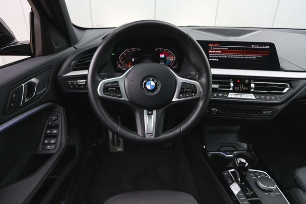 BMW 118i M Sport 100 kW image number 4