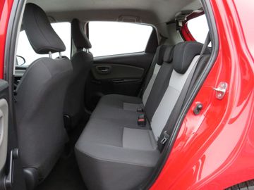 Car image 10