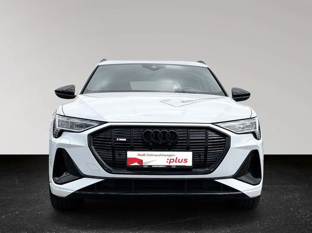 Audi e-tron quattro S-line Sportback 300 kW image number 2