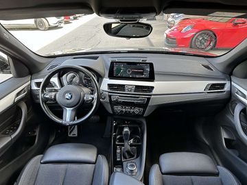 Car image 37