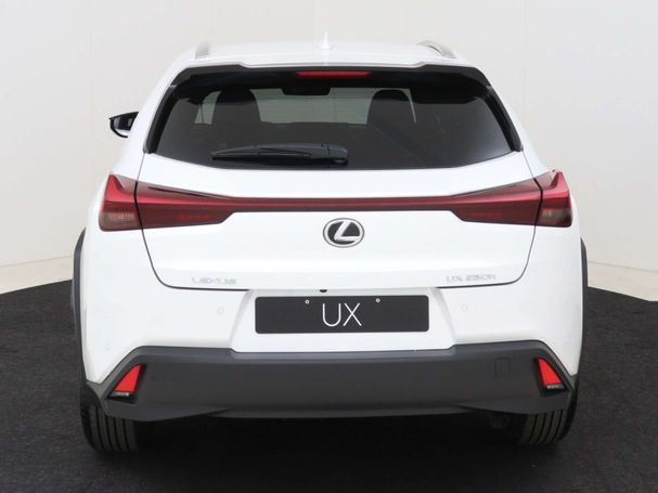 Lexus UX 250h 135 kW image number 23