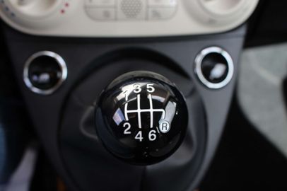 Car image 25