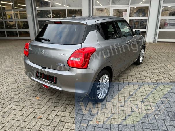 Suzuki Swift 1.2 Dualjet Hybrid Comfort 61 kW image number 4