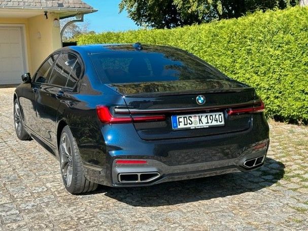 BMW M760Li xDrive 430 kW image number 2