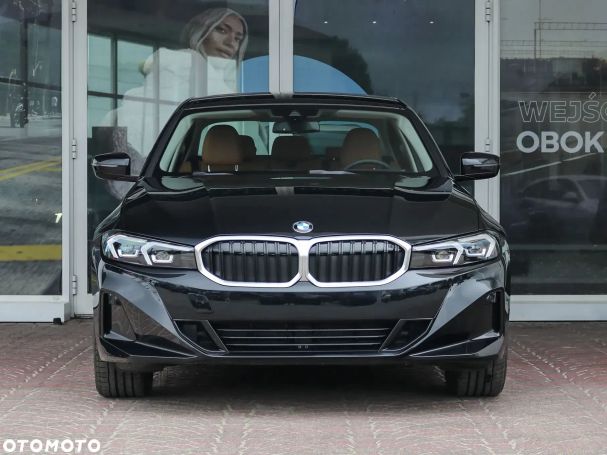 BMW 320i 135 kW image number 3