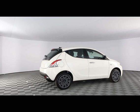 Lancia Ypsilon 51 kW image number 8