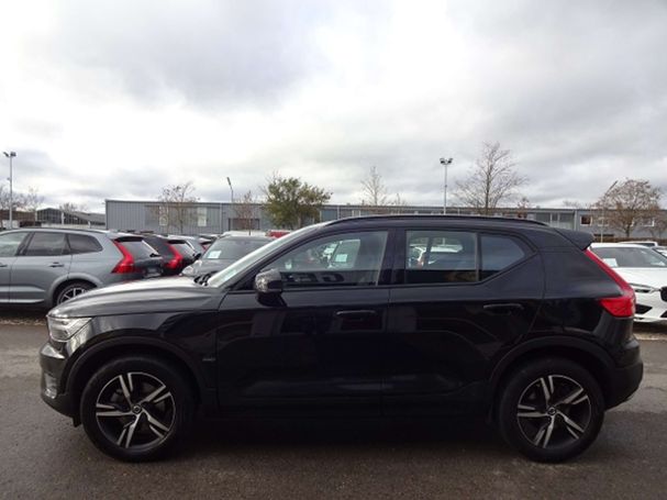 Volvo XC40 T4 140 kW image number 4