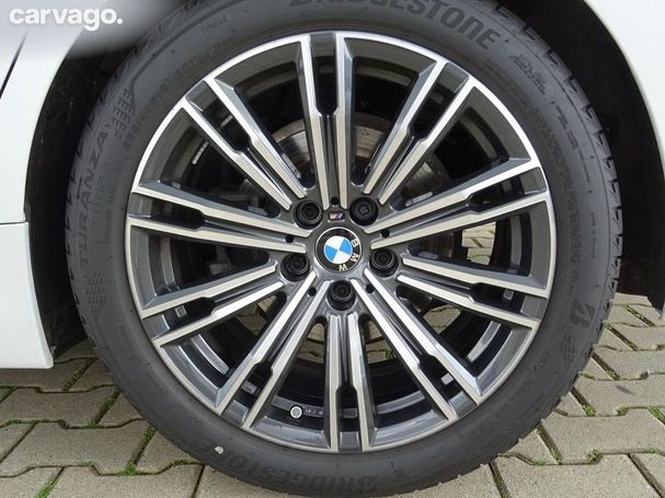 BMW 320d xDrive 140 kW image number 6