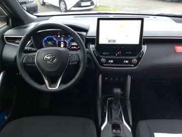 Car image 9