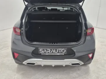 Car image 22