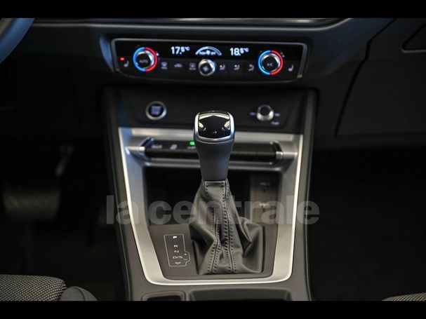 Audi Q3 45 TFSIe S tronic 180 kW image number 10