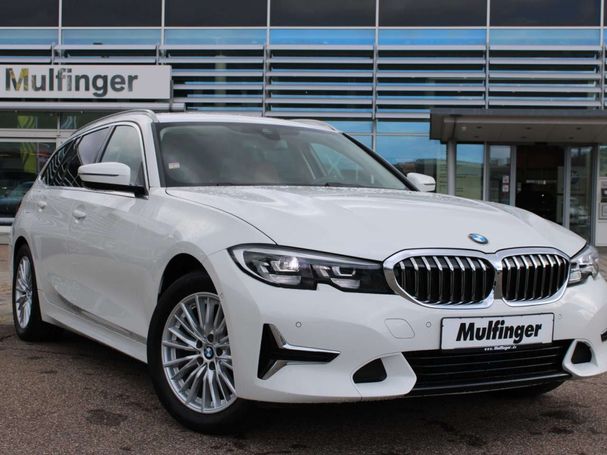 BMW 320d Touring xDrive 140 kW image number 2