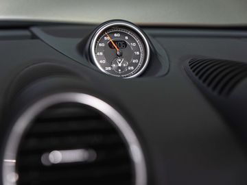 Car image 41