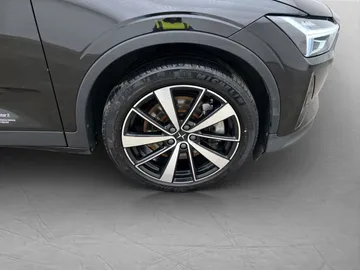 Car image 35