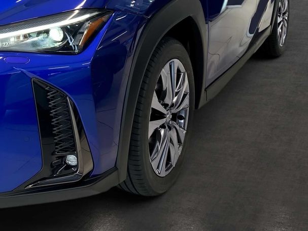 Lexus UX 300h 144 kW image number 13