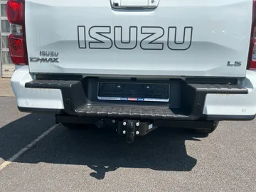 Car image 31