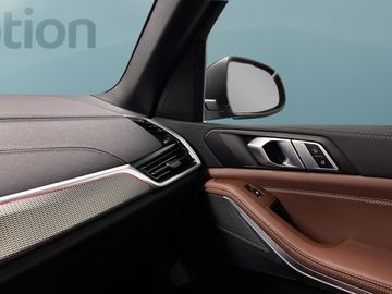 Car image 34