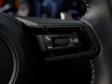 Car image 39